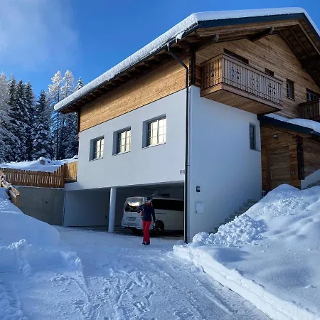 Tannalm Ferienhaus *